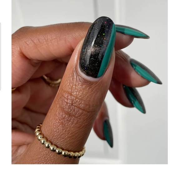 Stella by Starlight magnetic polish by Death Valley Nails - Picture 3 of 8